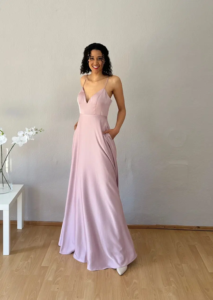 Kleid ST 0728 by myprettydress by Basedow: A-Line silhouette, V-neck neckline, sleeveless, crepe