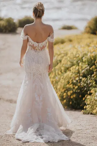 A1163 by Allure Bridals - view 7 of 11
