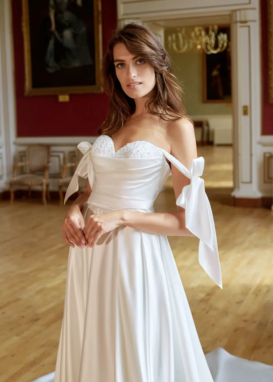 RADIANT by Dando London - view 2 of 3