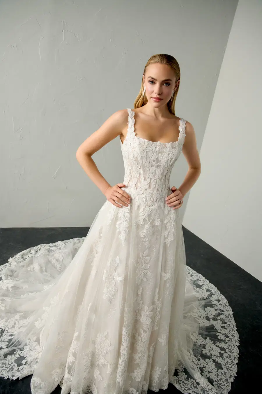 Noor by Justin Alexander Signature - view 6 of 6