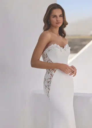 Elsinore by Enzoani - view 4 of 5