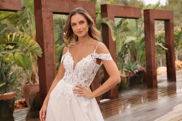 Anouska by Azuree Bridal - view 3 of 3