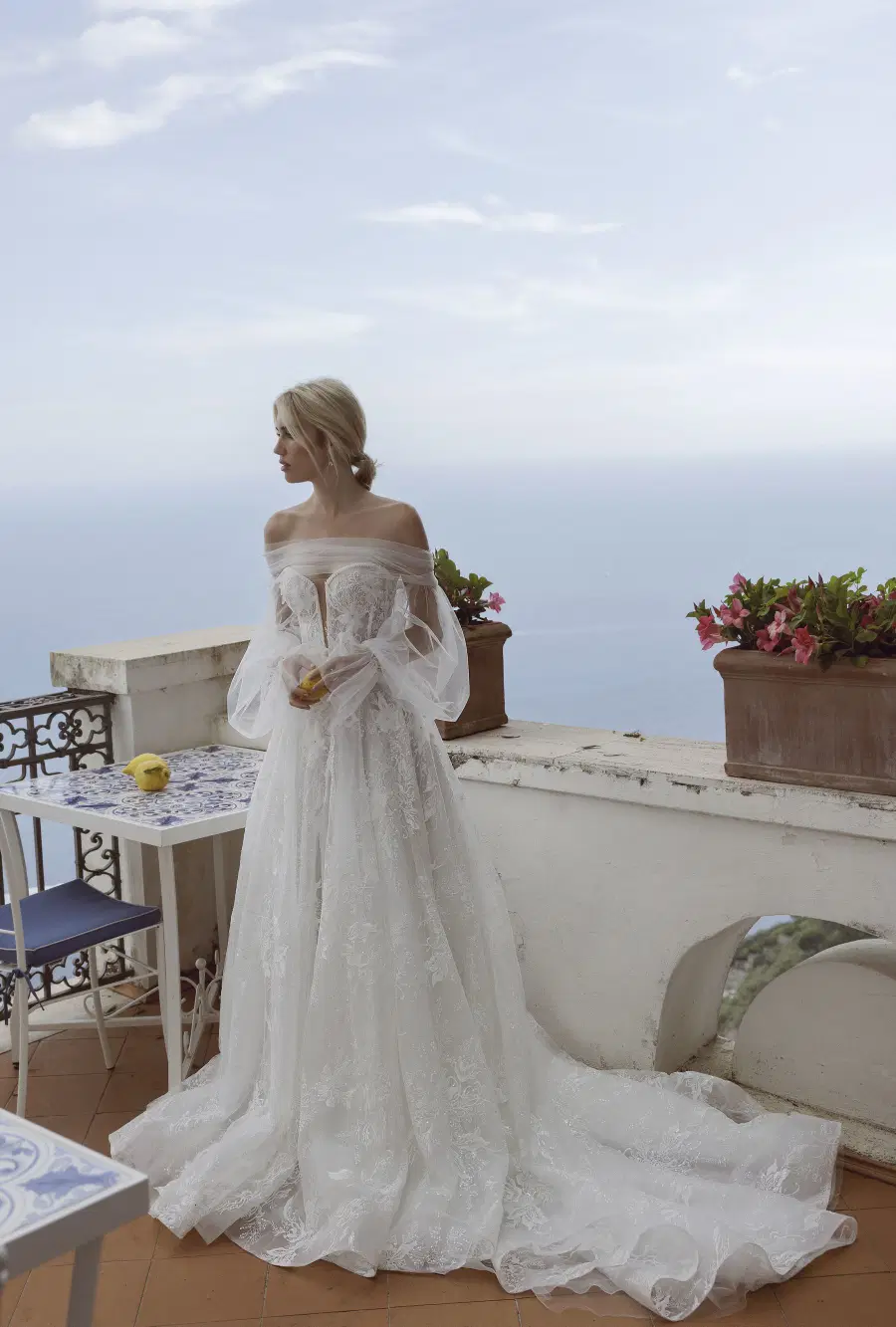 Fedele 24-031 by Ricca Sposa: A-Line silhouette, sweetheart neckline, detachable sleeves, lace
