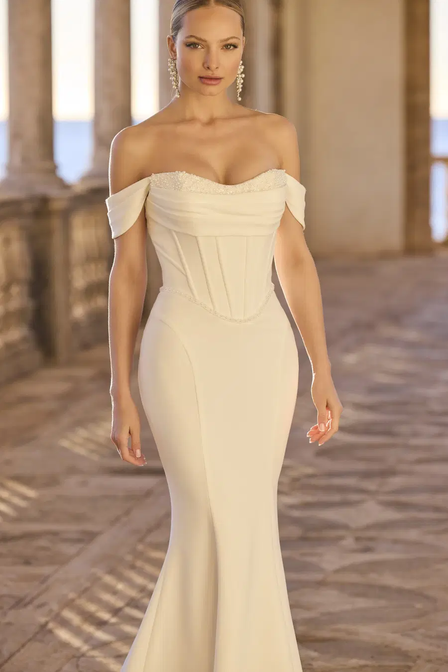 Hurelia by Veni Infantino - view 2 of 4