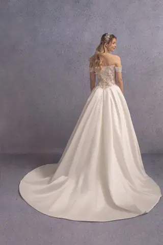 Octavia by Donna Salado Bridal - view 3 of 4