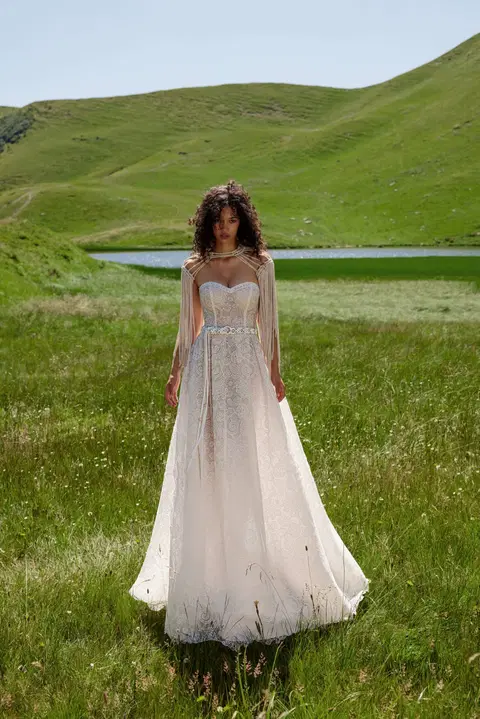 Sfumato wedding dress by Ariamo Boho, lace