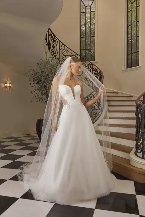 Melrose wedding dress by Casablanca Bridal, A-line, tulle