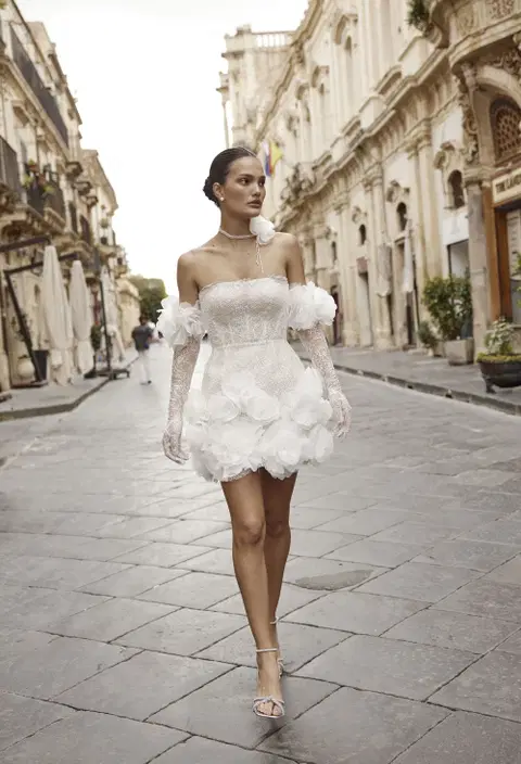 Carrie 25-023 wedding dress by Ricca Sposa, short, lace