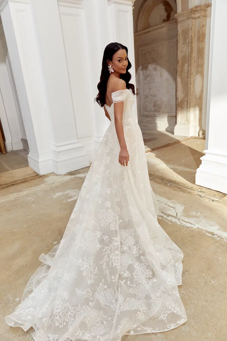 44544 by Sincerity Bridal - view 6 of 7