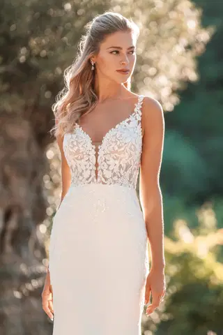 A1305 by Allure Bridals - view 3 of 5
