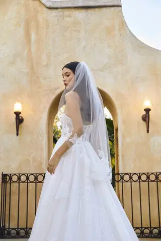 Cordelia by Beloved by Casablanca - view 6 of 8