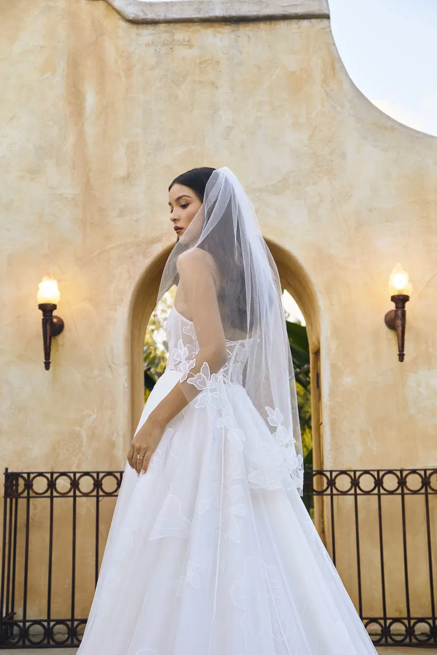 Cordelia by Beloved by Casablanca - view 6 of 8