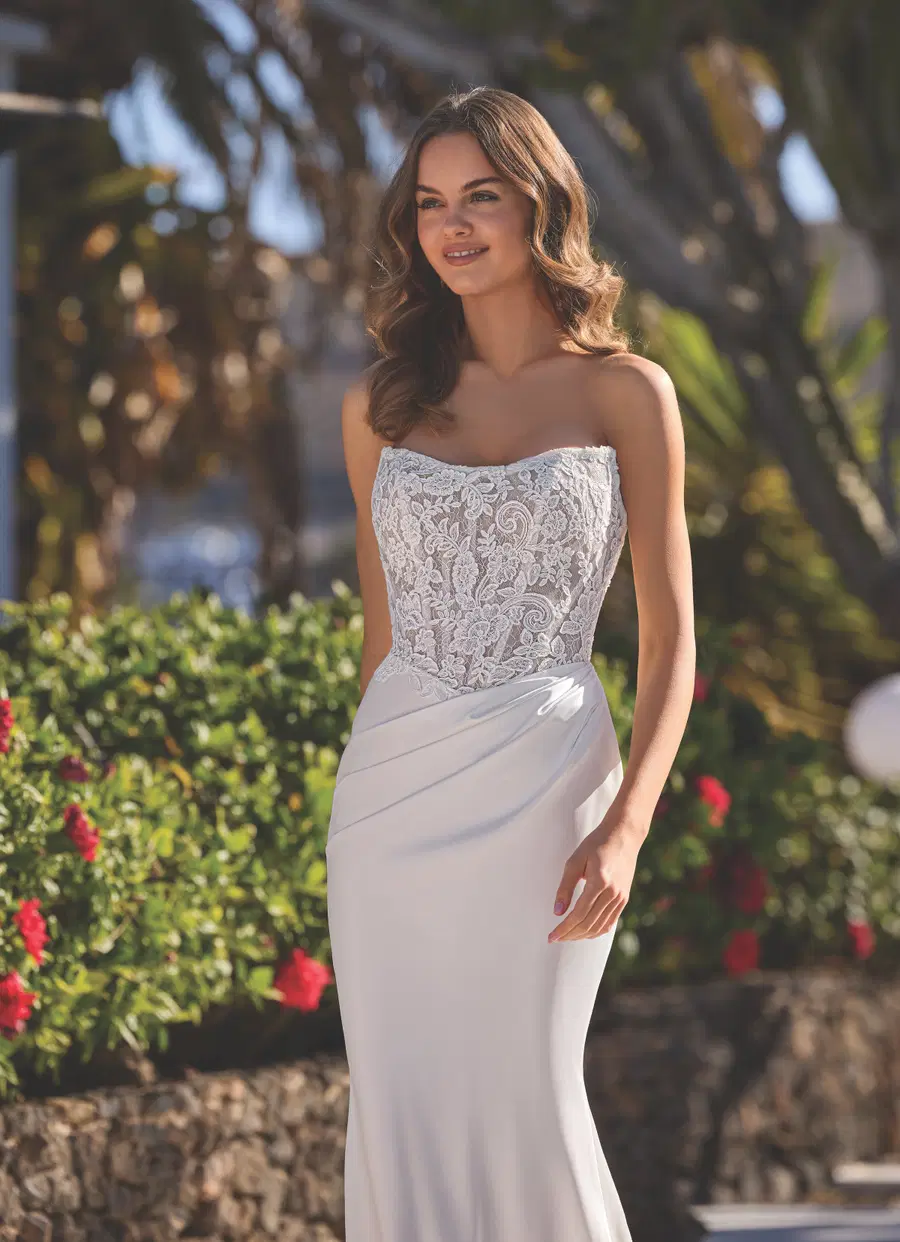 Eldora by Enzoani - view 5 of 6
