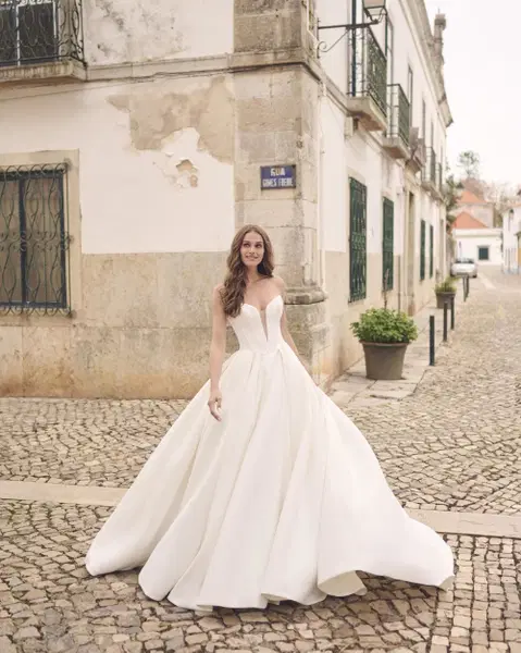 Derrick wedding dress by Maggie Sottero, ball gown, satin