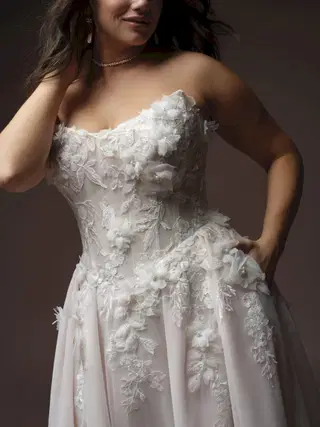 FLEUR by Rebecca Ingram - view 4 of 10