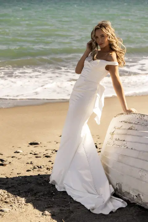 Dorentina wedding dress by Amo & Luv, trumpet, satin