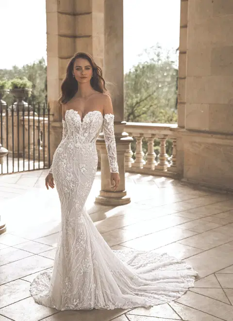 Fantasia wedding dress by ÉLYSÉE, ball gown, sweetheart