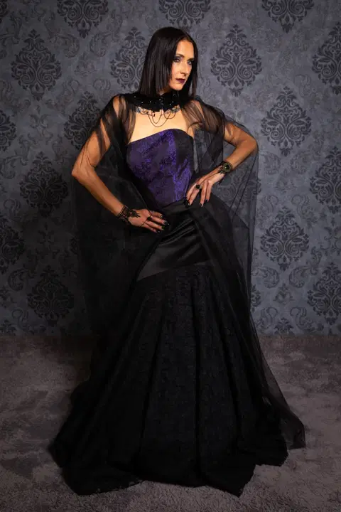 Dame Barock Lila wedding dress by DarkDreamCouture