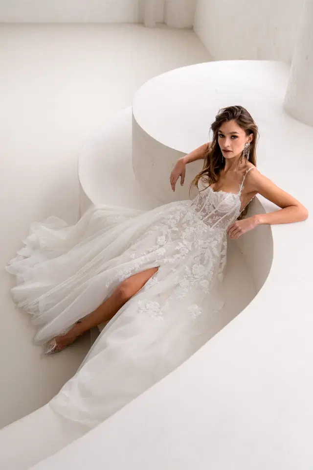 Halo 2505 by Halo: A-Line silhouette, semi sweetheart neckline, sleeveless, lace