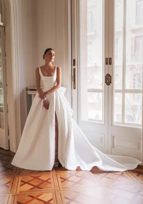 Sophia wedding dress by Wona Concept, A-line, mikado