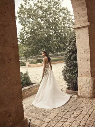 Morwen von Modeca Bridal - Ansicht 4 von 5