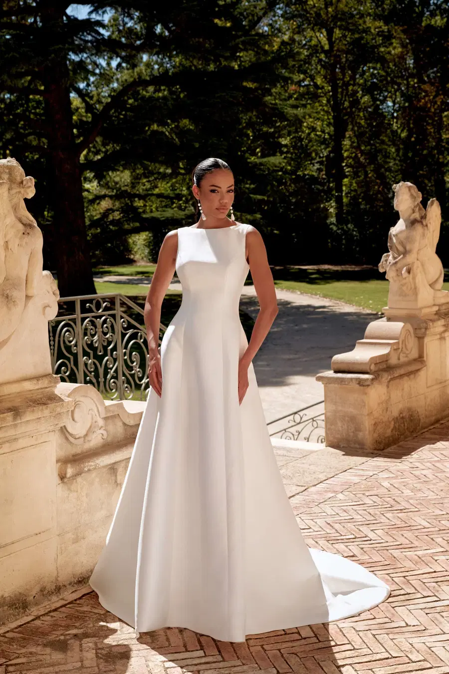 44576 by Sincerity Bridal: A-Line silhouette, boat neck neckline, sleeveless, satin