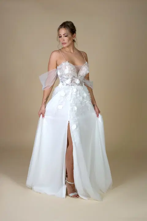 3DB Andrea trouwjurk van Mr. & Mrs. Huebner