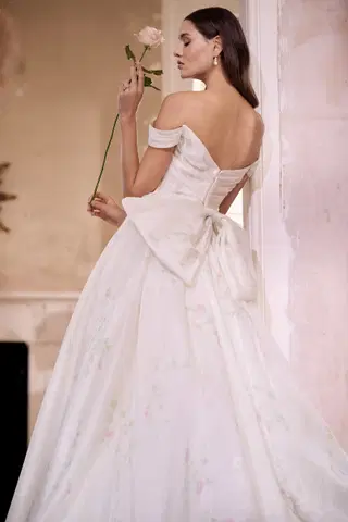 Geneveive by Josephine Scott - view 7 of 13