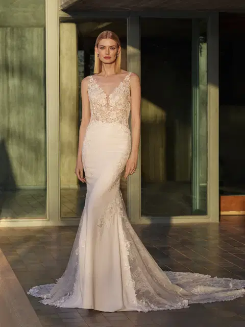 Arad wedding dress by Pronovias, mermaid, lace