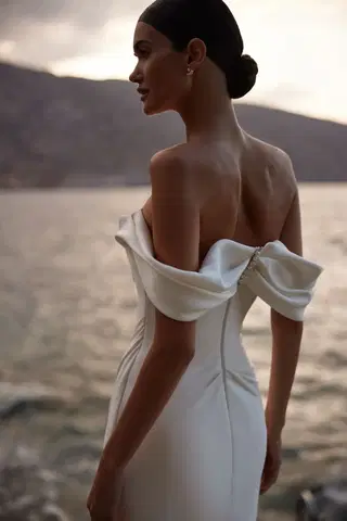 Amarella by Milla Nova - view 5 of 5