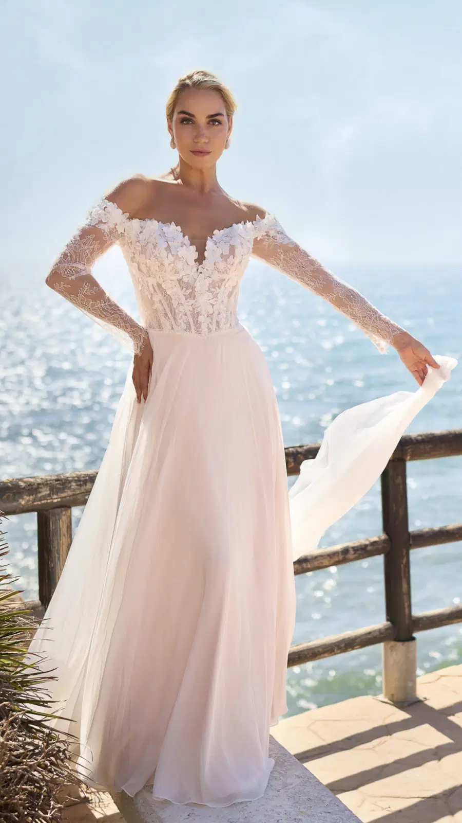 Brinkman 26110 by Brinkman by Très Chic: A-Line silhouette, V-neck neckline, long sleeves, chiffon