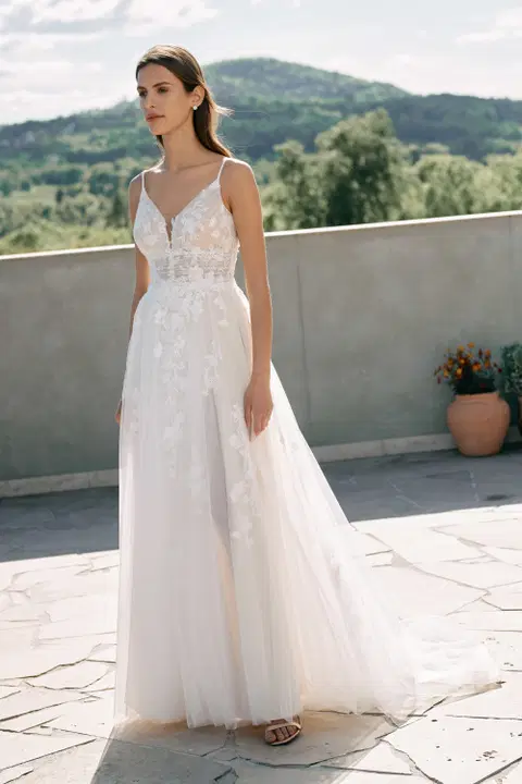 Style E-5009T wedding dress by Elizabeth Passion, A-line, lace