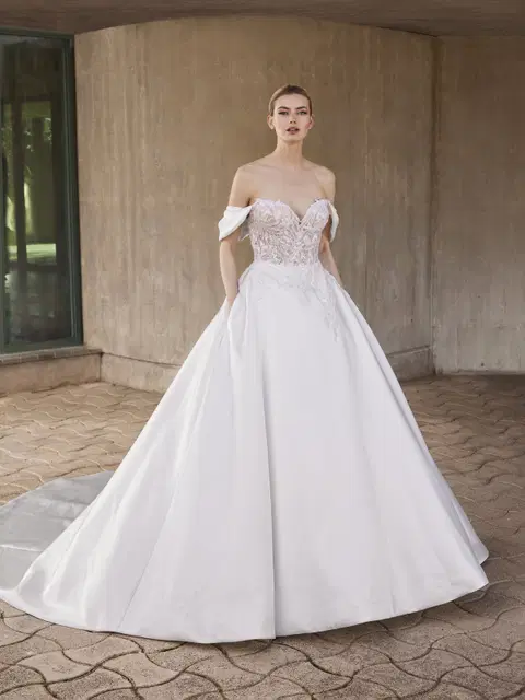 Chills wedding dress by Pronovias, A-line, satin