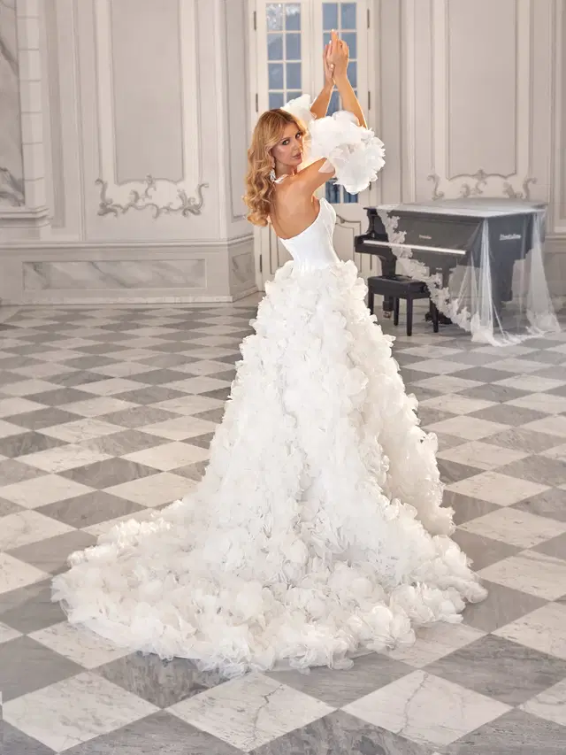 Perla by Vanilla Sposa - view 2 of 2