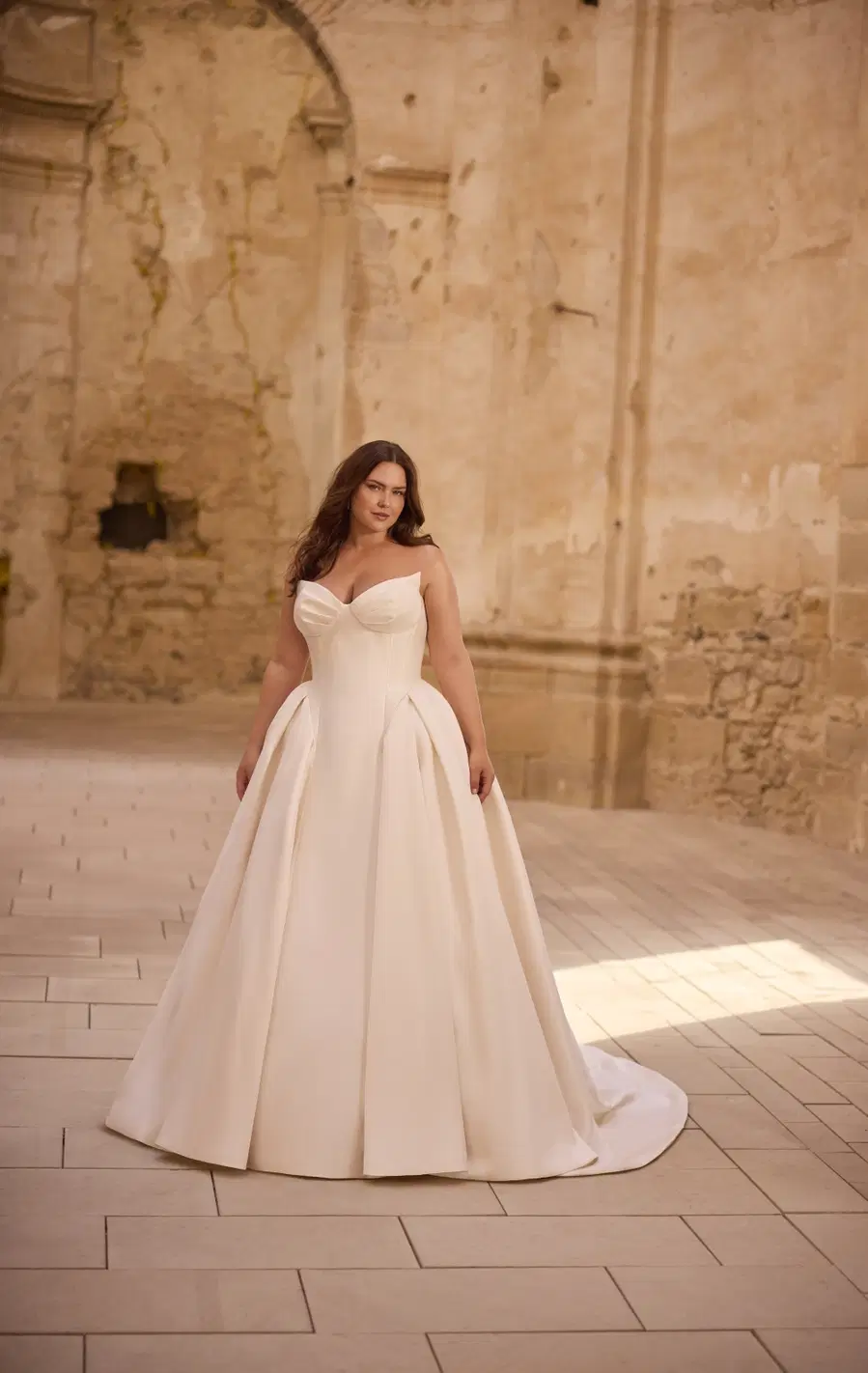 Hester by Veni Infantino: Ball Gown silhouette, satin