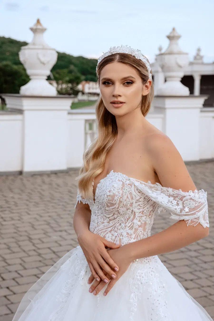 5568 by Serena Bridal - view 2 of 4