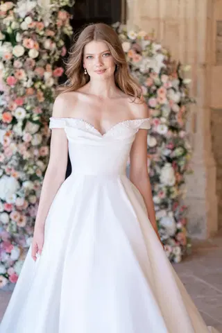 R3800 by Allure Romance - view 3 of 6
