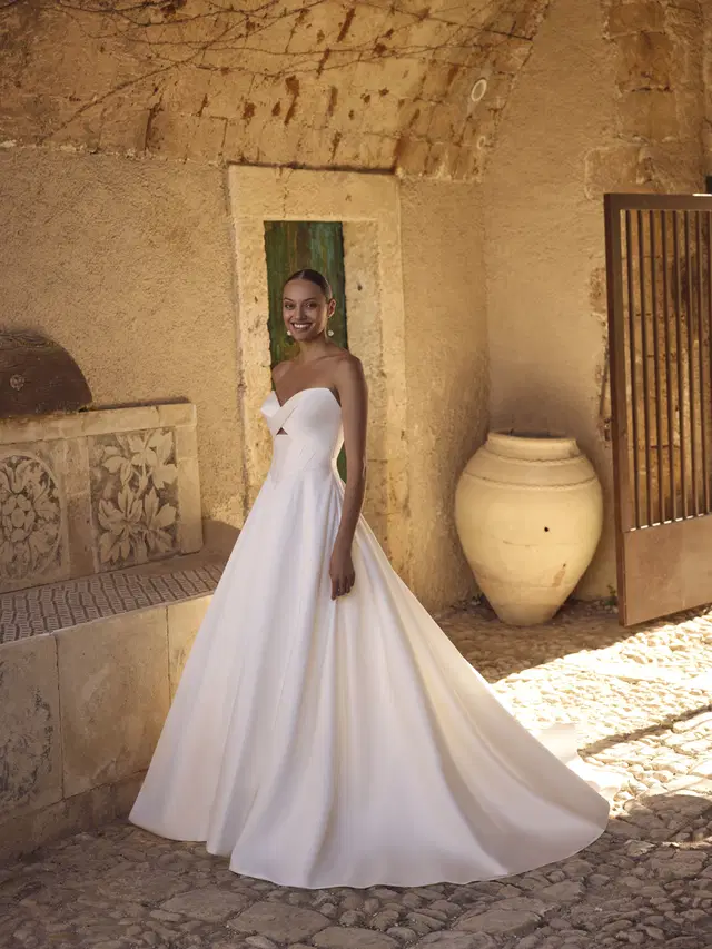 Gitte by Modeca Bridal: Ball Gown silhouette, sweetheart neckline, puff sleeves, mikado