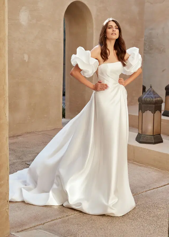 CAMELIA by Dando London: Ball Gown silhouette, straight neckline, puff sleeves, mikado