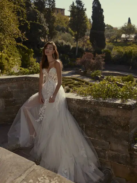 Davin wedding dress by Modeca Bridal, A-line, lace