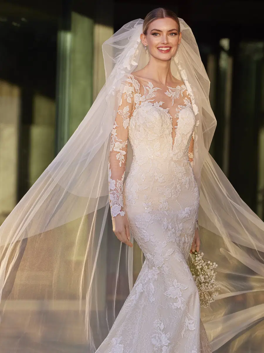 ILA by Pronovias - view 4 of 4