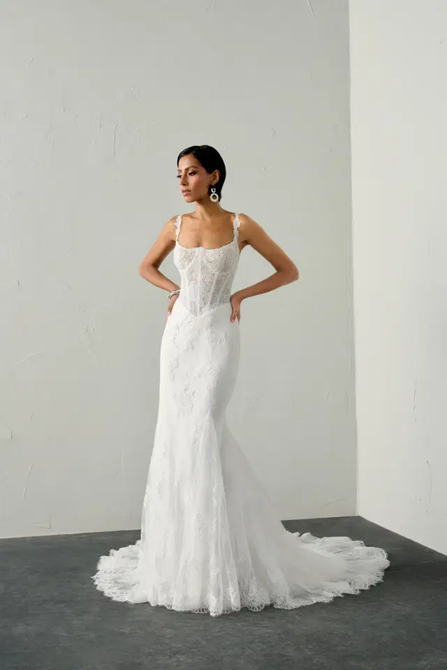Valour by Justin Alexander Signature: Mermaid silhouette, sleeveless, lace
