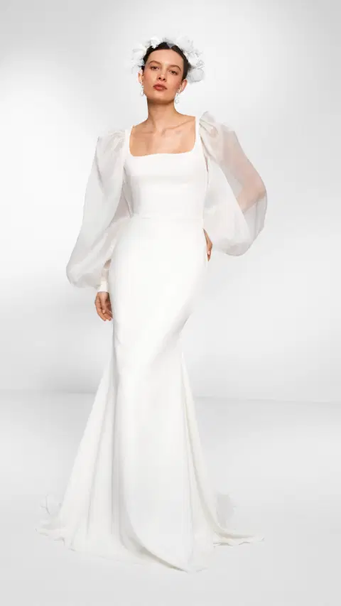 Malena wedding dress by Anna Kara, fit & flare, crepe