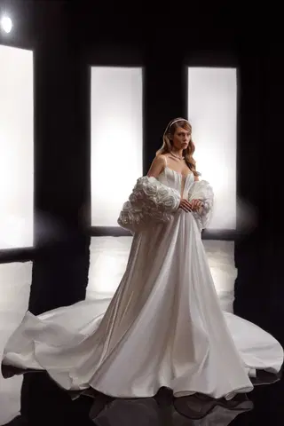 Verginia by Tina Valerdi - view 4 of 4