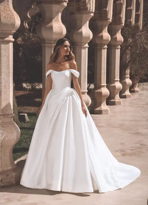 Viviana wedding dress by Enzoani, ball gown, mikado