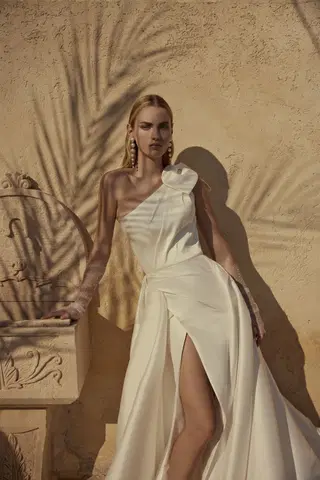 Floriana by Modeca Bridal - view 3 of 8