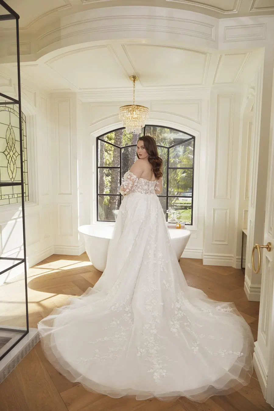 Dahlia Curvy by Casablanca Bridal - view 6 of 8