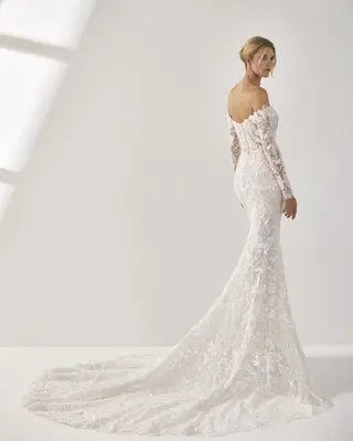 Adria by Luna Novias - view 3 of 5