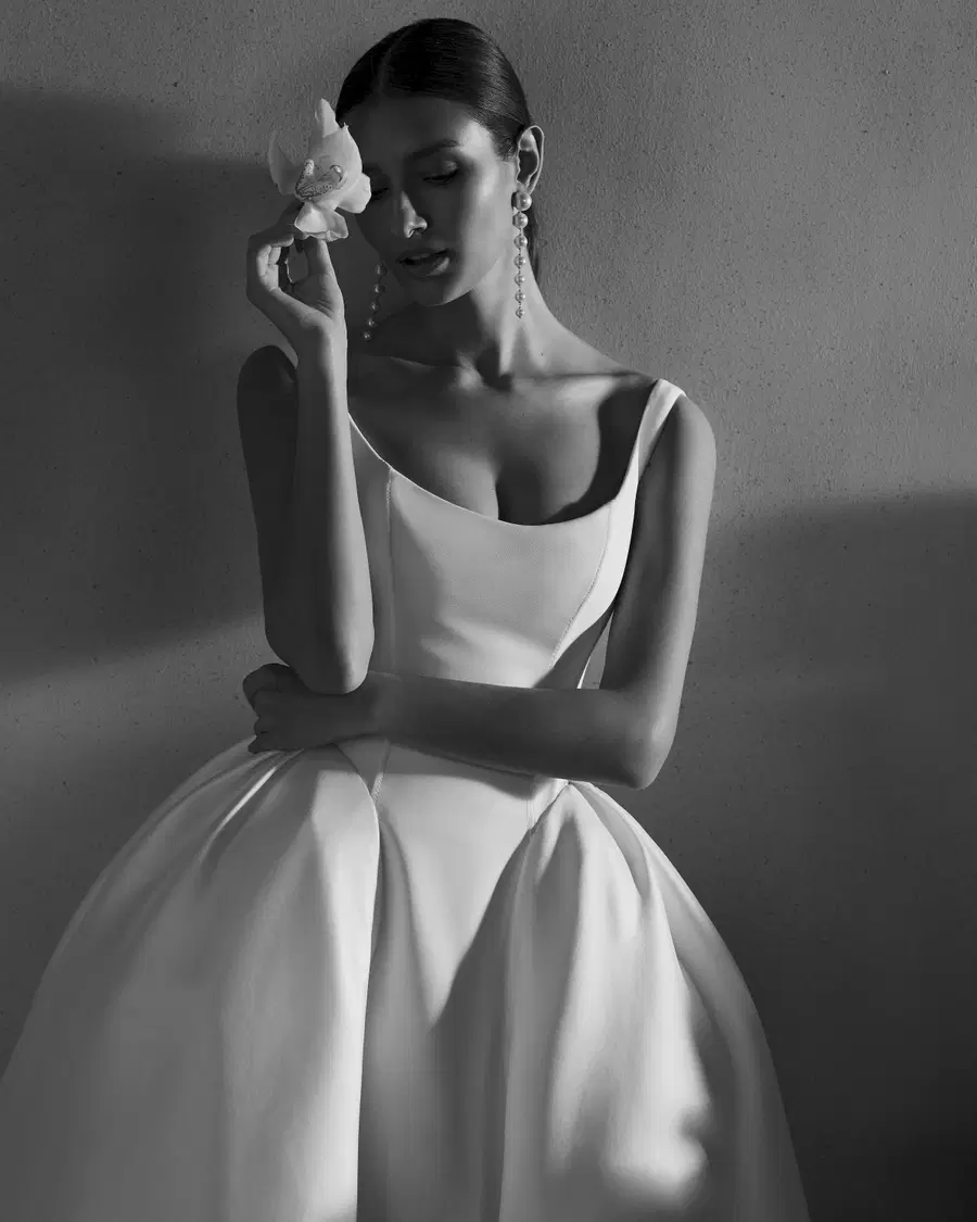 Romance by Rosa Clara - view 2 of 3