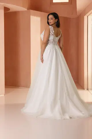 Bjork by Azuree Bridal - view 4 of 4